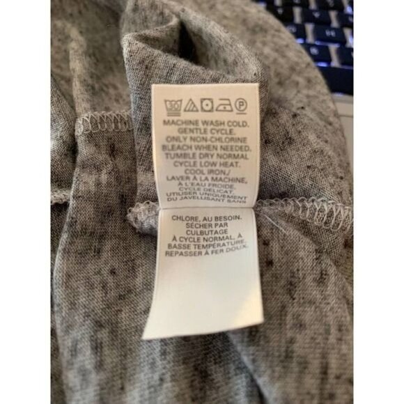 Victoria's Secret Womens Tank Top Low Open Back Gray Little Angel Wings M - Picture 9 of 10